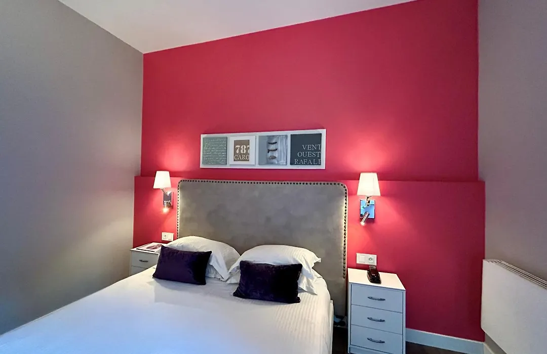 Hotel Les Jardins D'Adalric-1