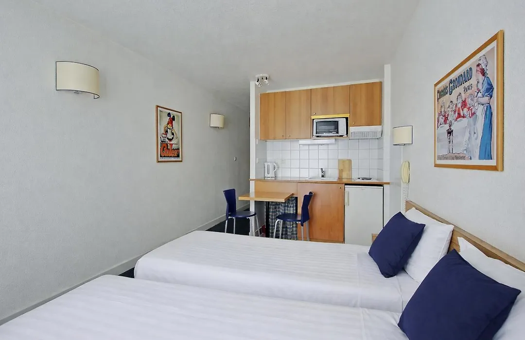 Les Lilas Serviced Apartments-1