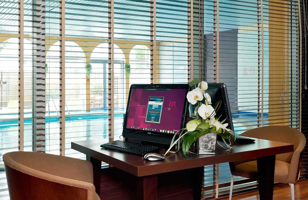 Mercure Paris Velizy-1