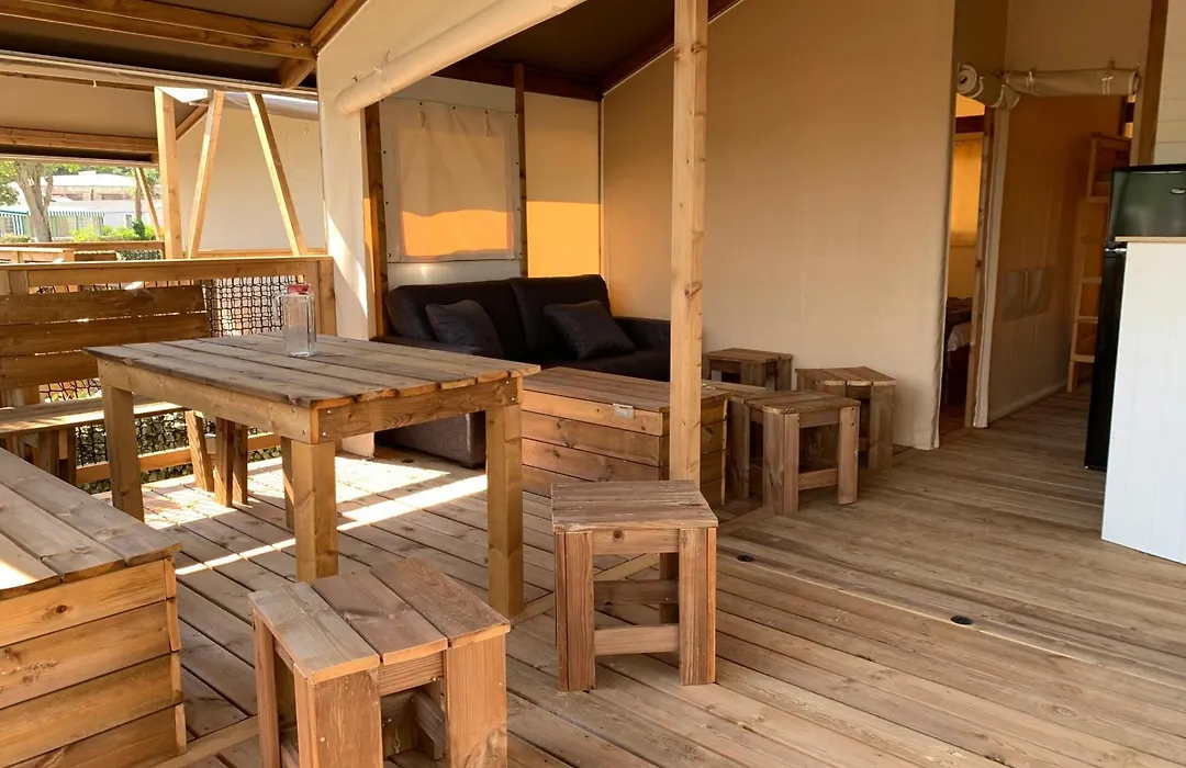 Camping Capfun La Breteche-1