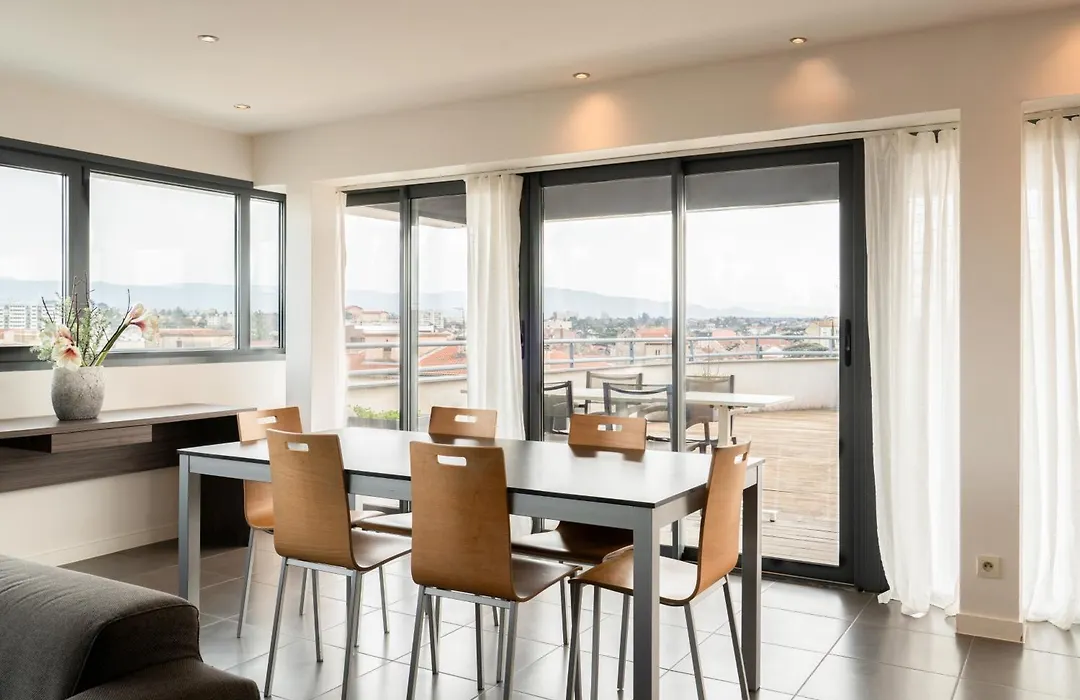 The Originals Residence Appart Hotel Hevea Valence-1