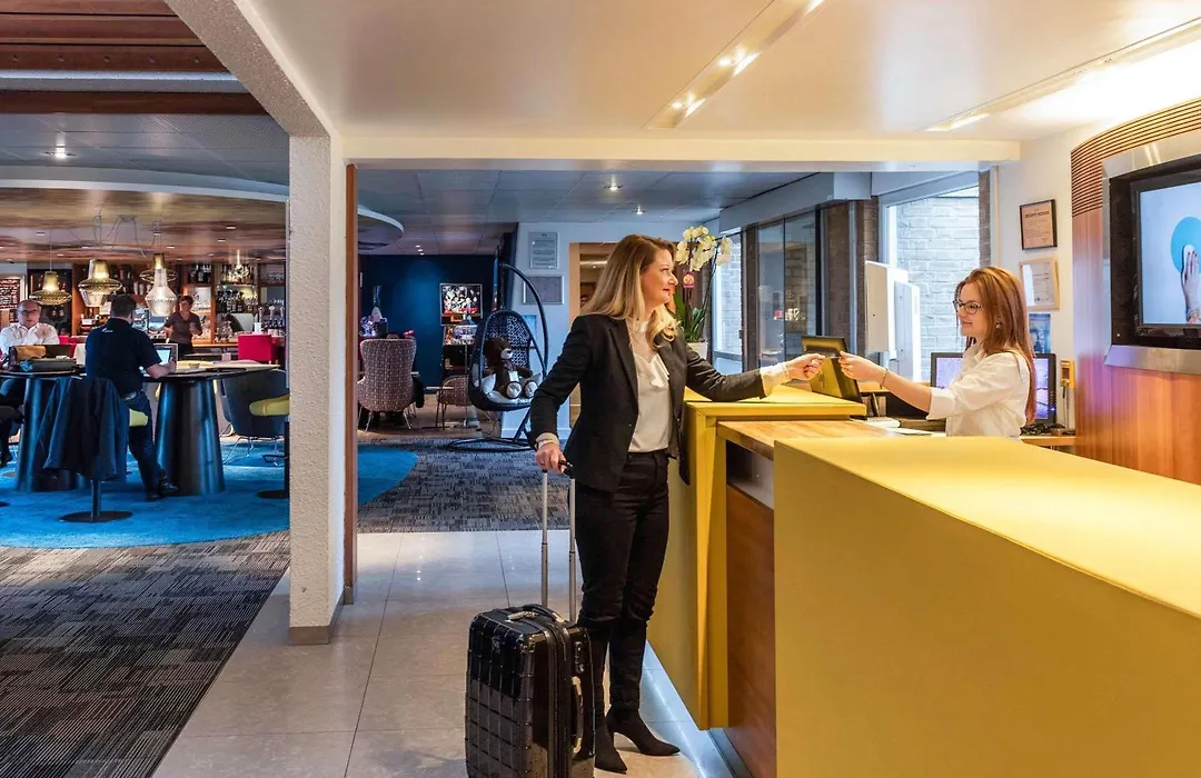 Hotel Novotel Valenciennes-1