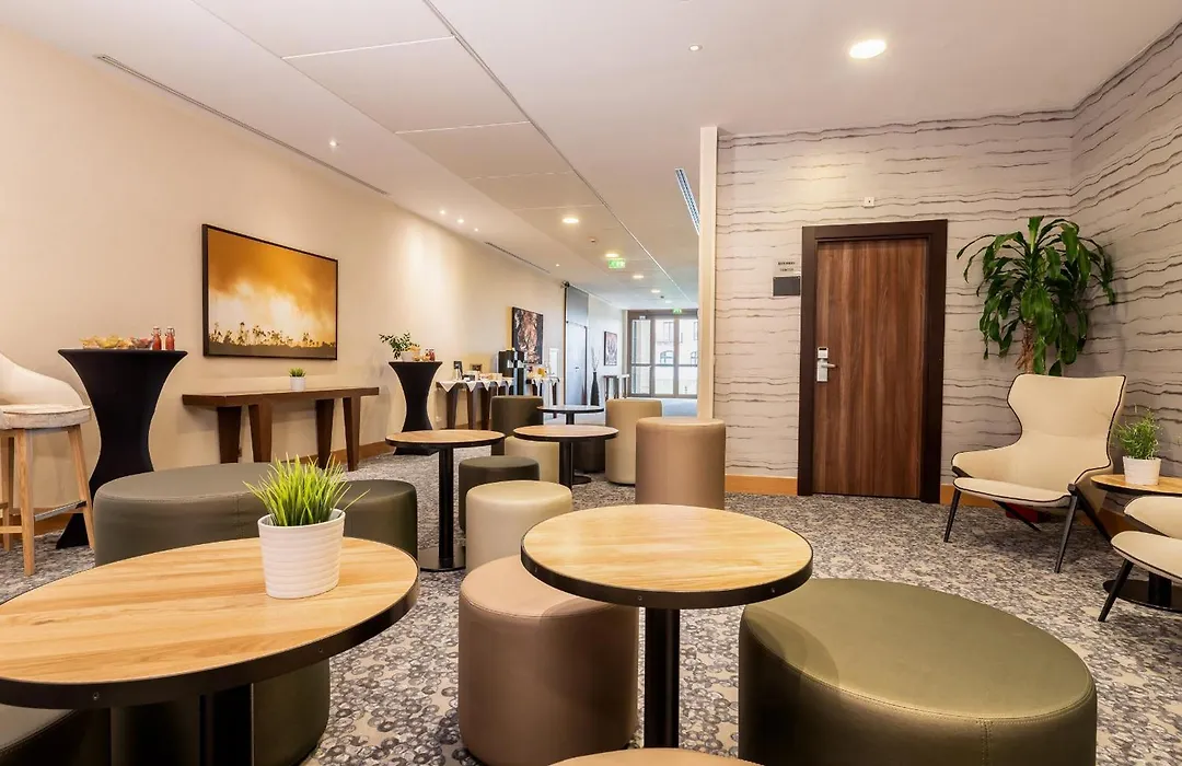 Crowne Plaza Paris Marne-La-Vallee-1
