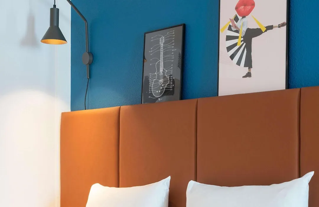 Ibis Bayeux Port En Bessin-1