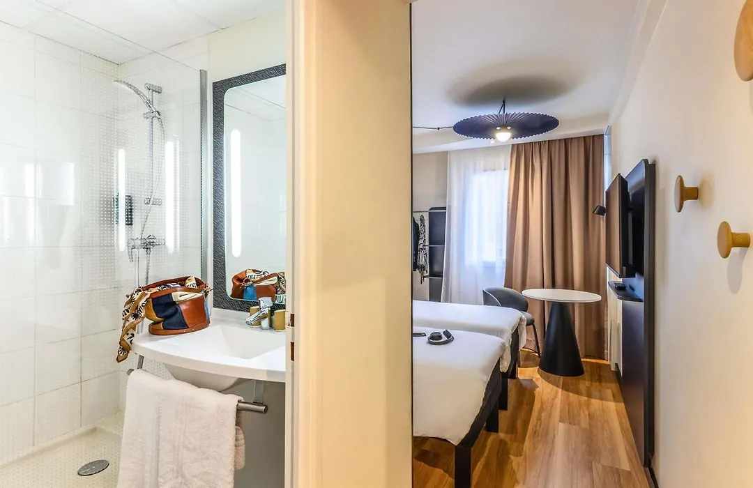 Ibis Dunkerque-1