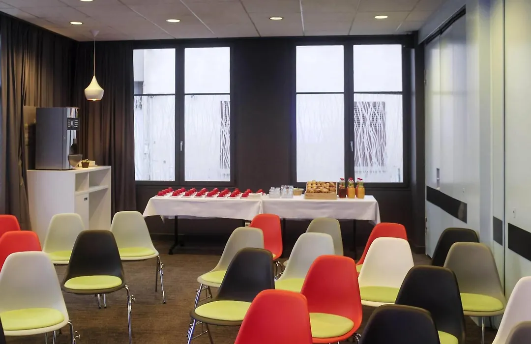 Ibis Montargis-1