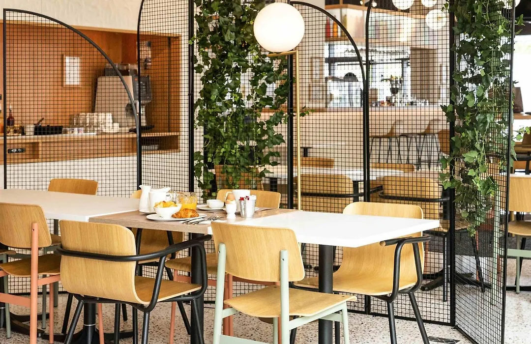 Ibis Styles Paris Romainville-1