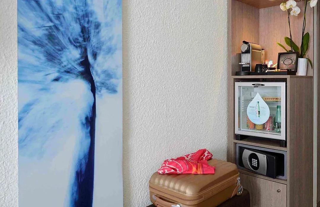 Novotel Avignon Nord-1