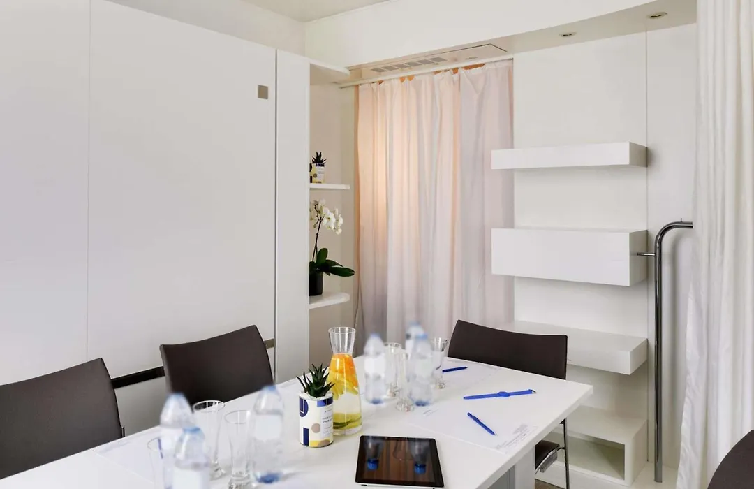 Novotel Suites Paris Issy Les Moulineaux-1