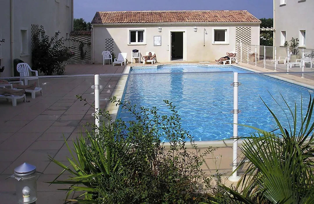 Ibis Orange Sud-1