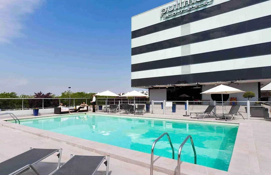 Pullman Bordeaux Lac-1