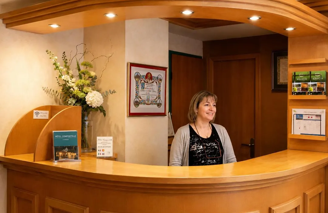 Hotel Compostelle-1