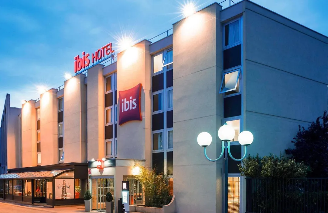 Ibis Paris Gennevilliers-1