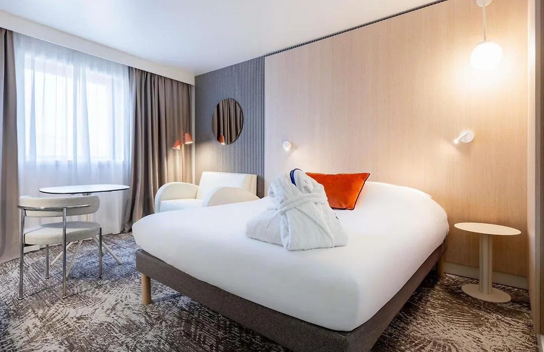Novotel Paris 13 Porte d'Italie-1
