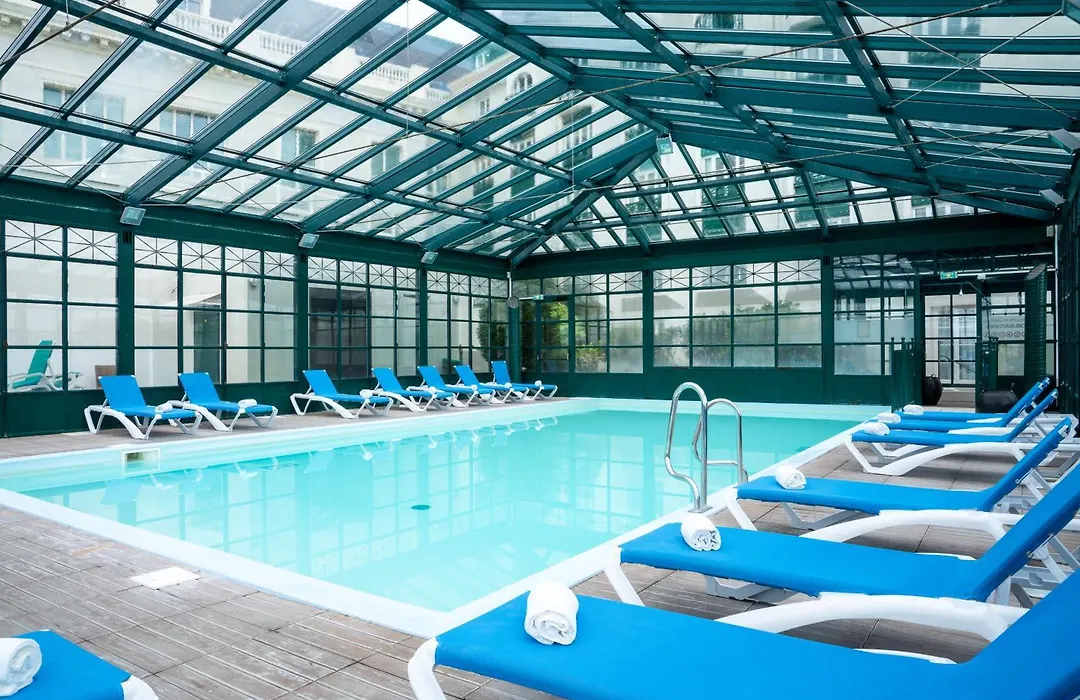 Sowell Hotels Le Beach-1