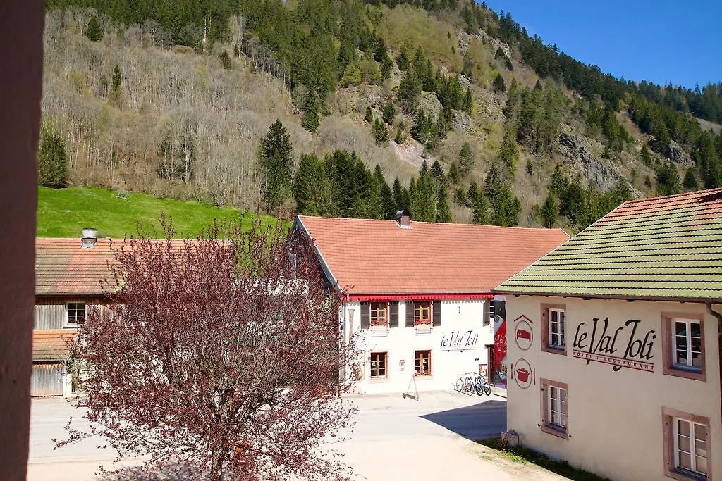 Hotel-Restaurant Du Val Joli-1