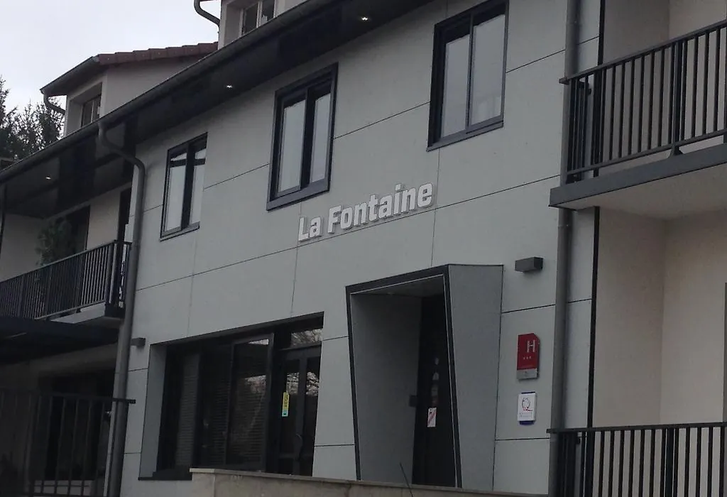 Hotel Logis Restaurant La Fontaine-1