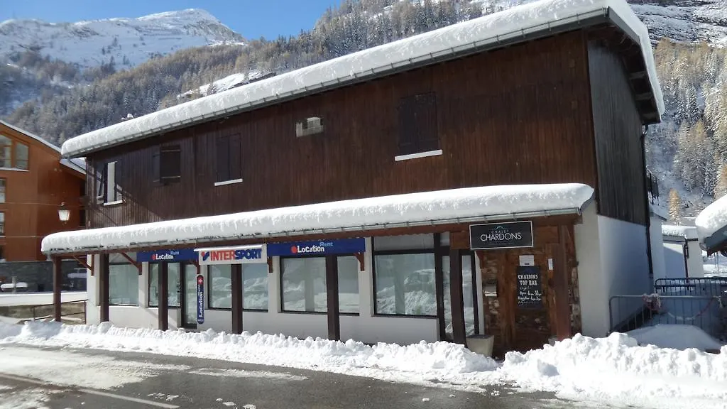 Chalet Chardons Hostel-1