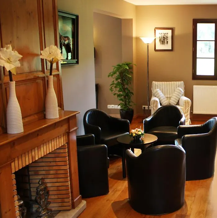 Hotel Du Moulin Aux Draps-1