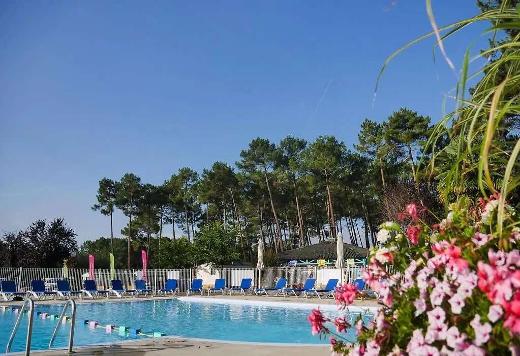 Camping Officiel Siblu Les Dunes De Contis-1