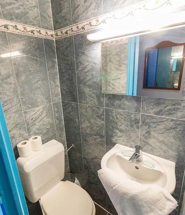 Baccarat Hostel-1