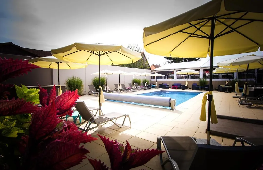Au Soleil, Hotel Restaurant & Spa-1