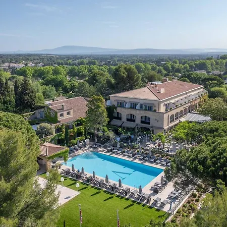 Le Vallon De Valrugues Hotel Spa & Villas-3