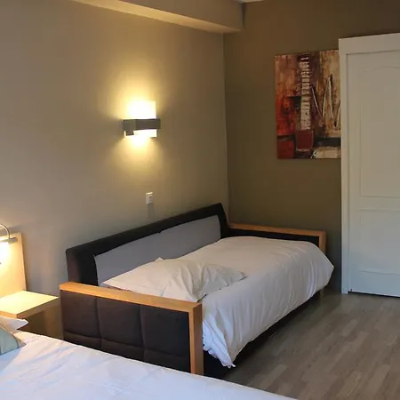 Logis Hotel Les Cimes-2