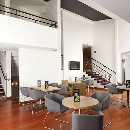 Holiday Inn Lille Ouest Englos By Ihg-3