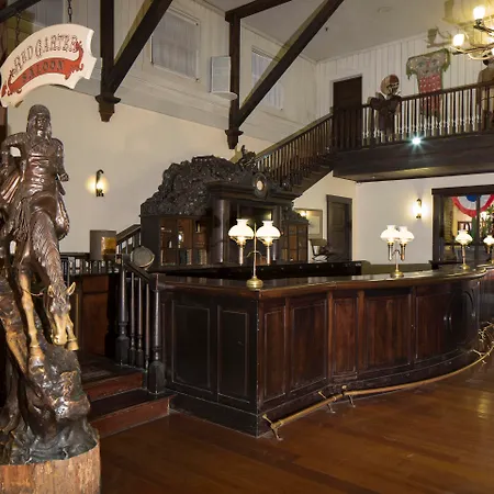 Disney Hotel Cheyenne-2