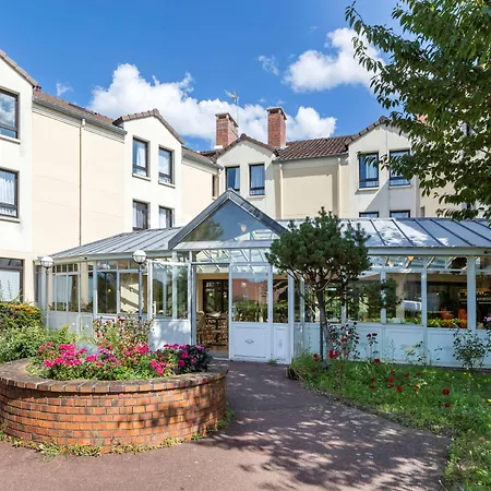 Best Western Hôtel Grand Parc Marne La Vallée-3