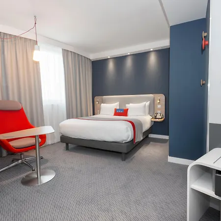 Holiday Inn Express Paris - Velizy By Ihg-3