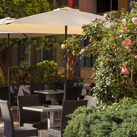 Hotel Paradis-2