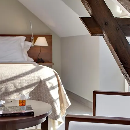 Hotel Restaurant Famille Bourgeois "La Cote Des Monts Damnes"-3