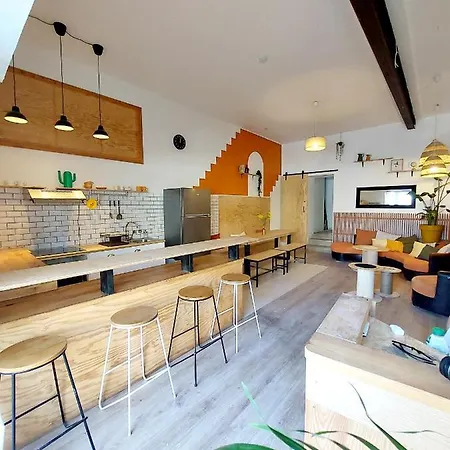COAST - Utopy Hostel-3