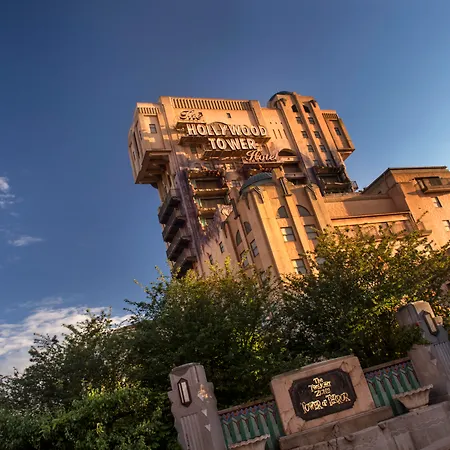 Disney Hotel Cheyenne-2