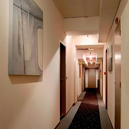 Kyriad Rodez-2