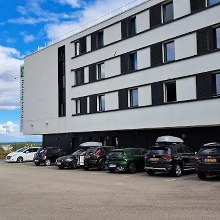 Holiday Inn Express Dijon By Ihg-3