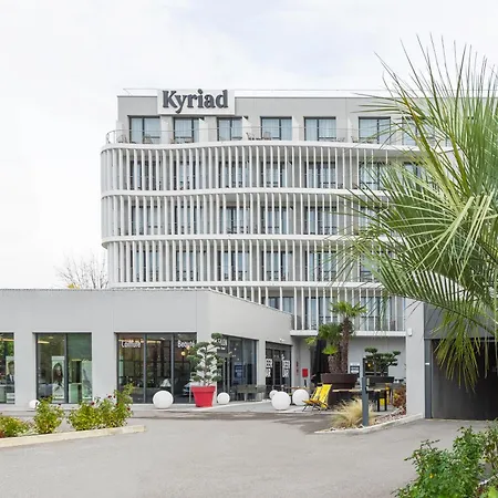 Kyriad Lyon Ouest Limonest-2