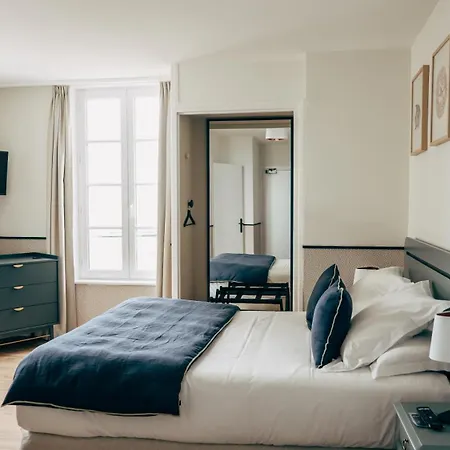 Hotel De La Marine-3