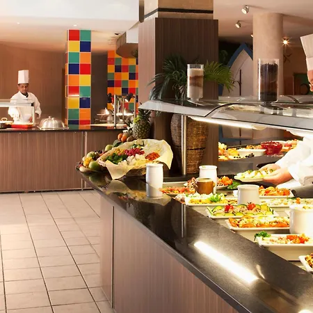 Explorers Hotel Marne-La-Vallee-2
