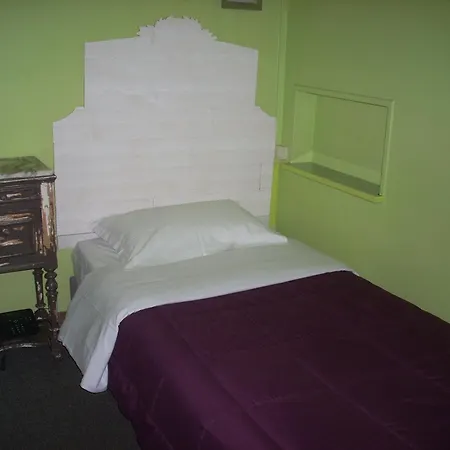 Hotel Du Chateau-3