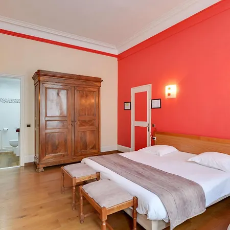 Brit Hotel Notre Dame-2