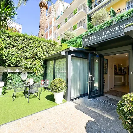 Hotel De Provence-3
