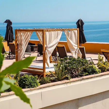 Hotel La Perouse Nice Baie Des Anges-2