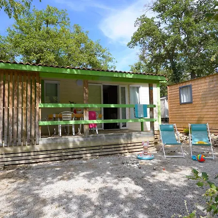 Camping Le Bois Fleuri-2