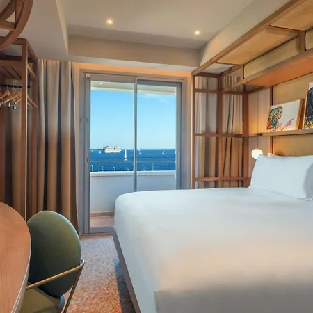Canopy By Hilton Cannes-3