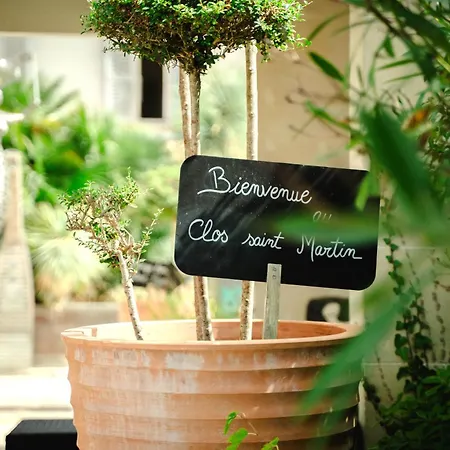 Le Clos Saint-Martin Hotel & Spa-2