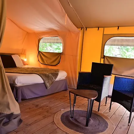 Prehistoric Lodge - Adult Only-3