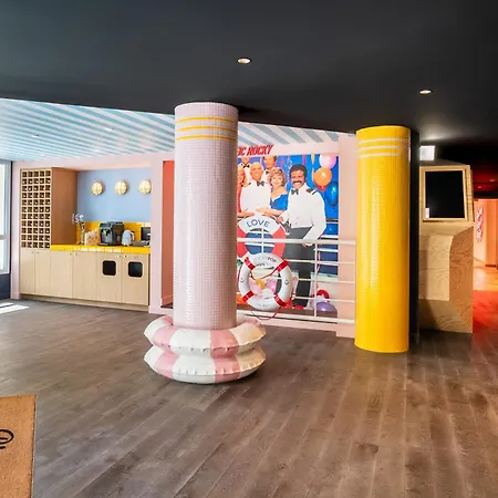 Rockypop Marseille Hotel-2